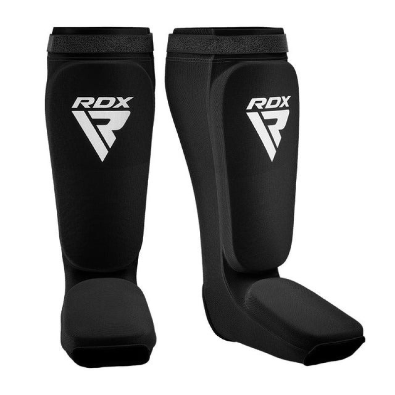 Захист гомілки та стопи RDX Shin Instep Foam Black/White L Захист гомілки та стопи RDX Shin Instep Foam Black/White L