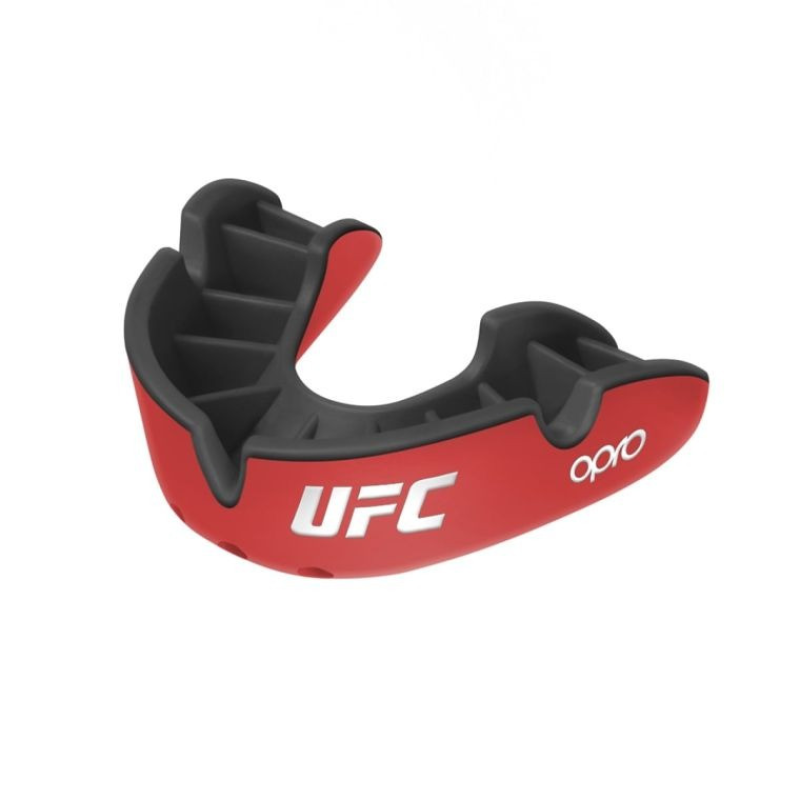 Капа OPRO Silver UFC Hologram доросла (вік 11+) Red/Black (art.002259001) Капа OPRO Silver UFC Hologram доросла (вік 11+) Red/Black (art.002259001)
