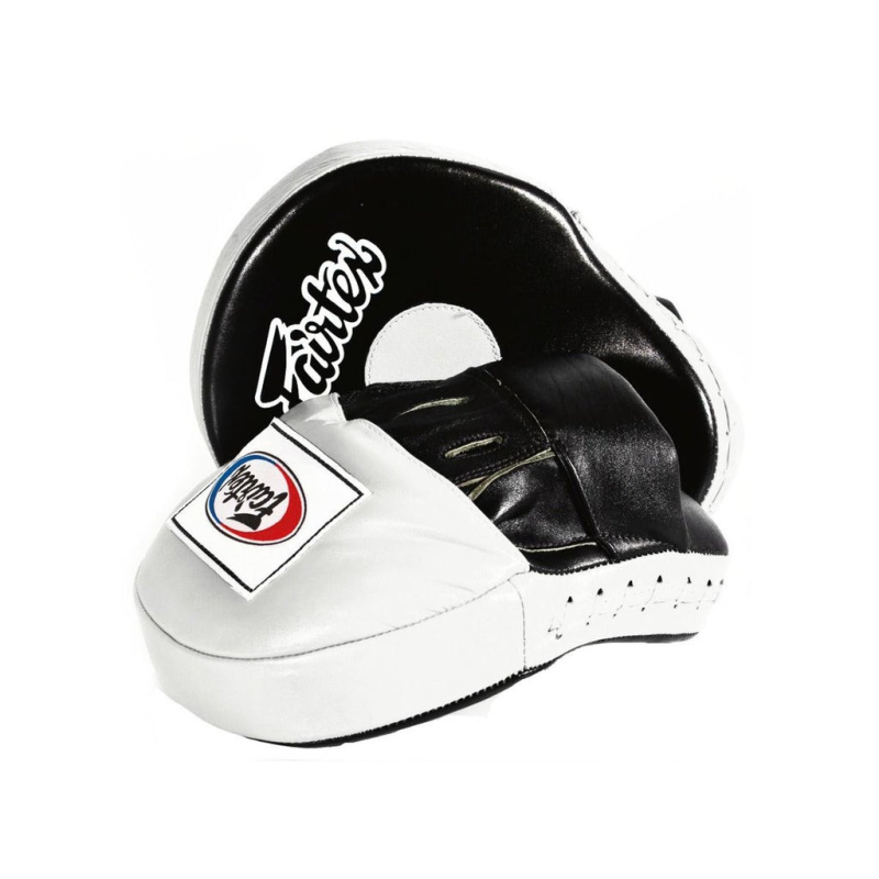 Лапи боксерські Fairtex FMV9 Focus Mitts Black/White Лапи боксерські Fairtex FMV9 Focus Mitts Black/White