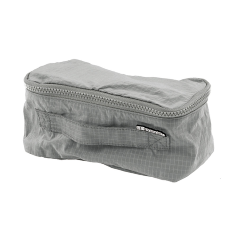 Косметичка Naturehike CNK2350XB010, 20х10х10 см, сірий Косметичка Naturehike CNK2350XB010, 20х10х10 см, сірий